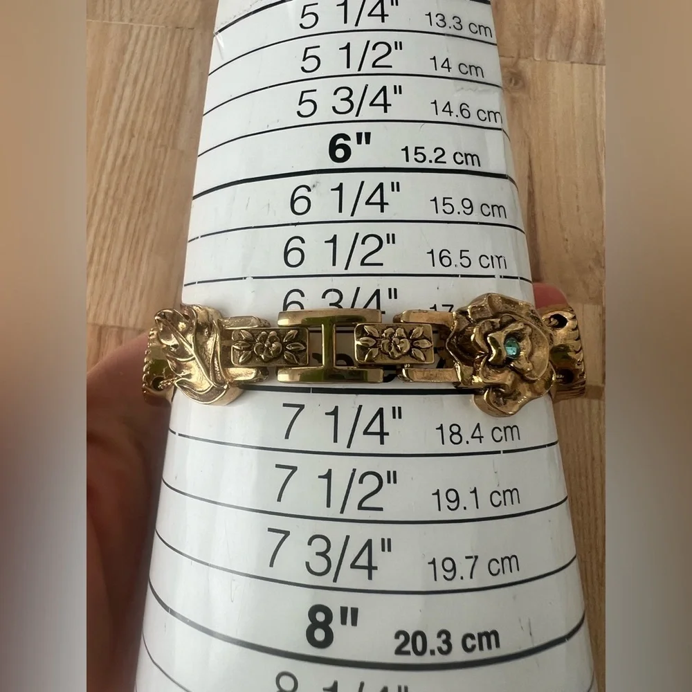 Rare Vintage gold tone Cherub Charm Bracelet Watch NEW BATTERY